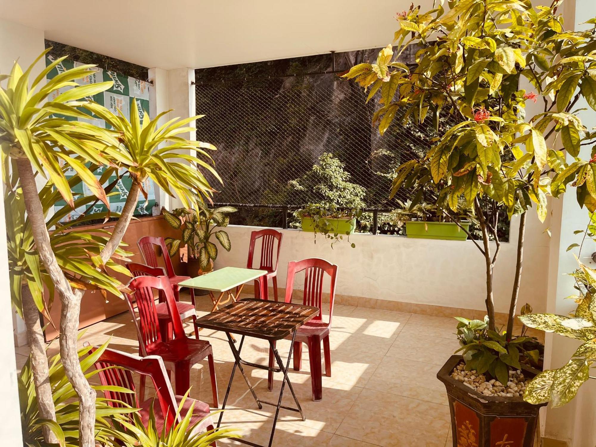 Catba Sky View Hotel Dong Khe Sau Exterior foto